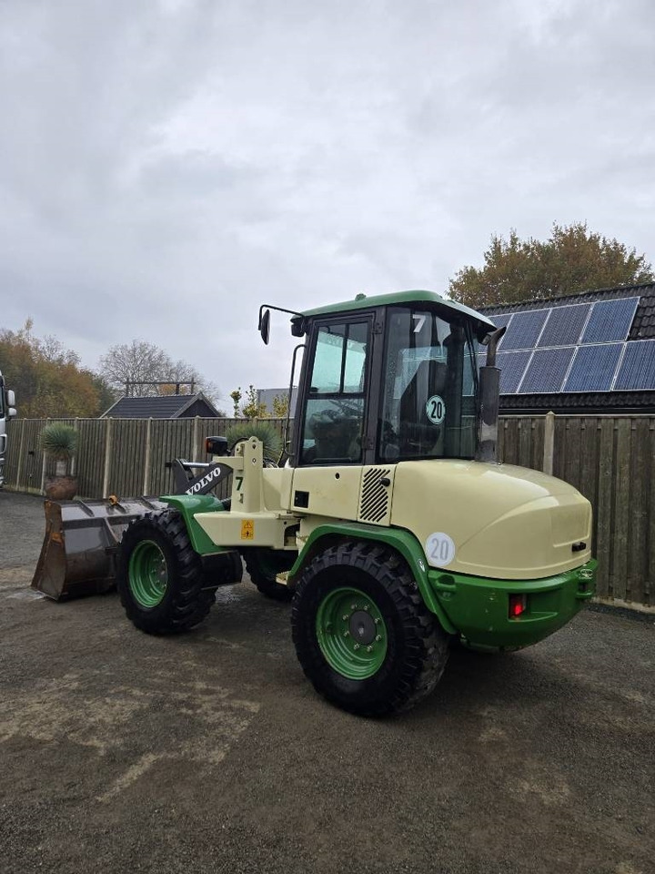 Volvo L 30 B - Máy xúc lật bánh lốp: hình 5 Volvo L 30 B - Máy xúc lật bánh lốp: hình 5