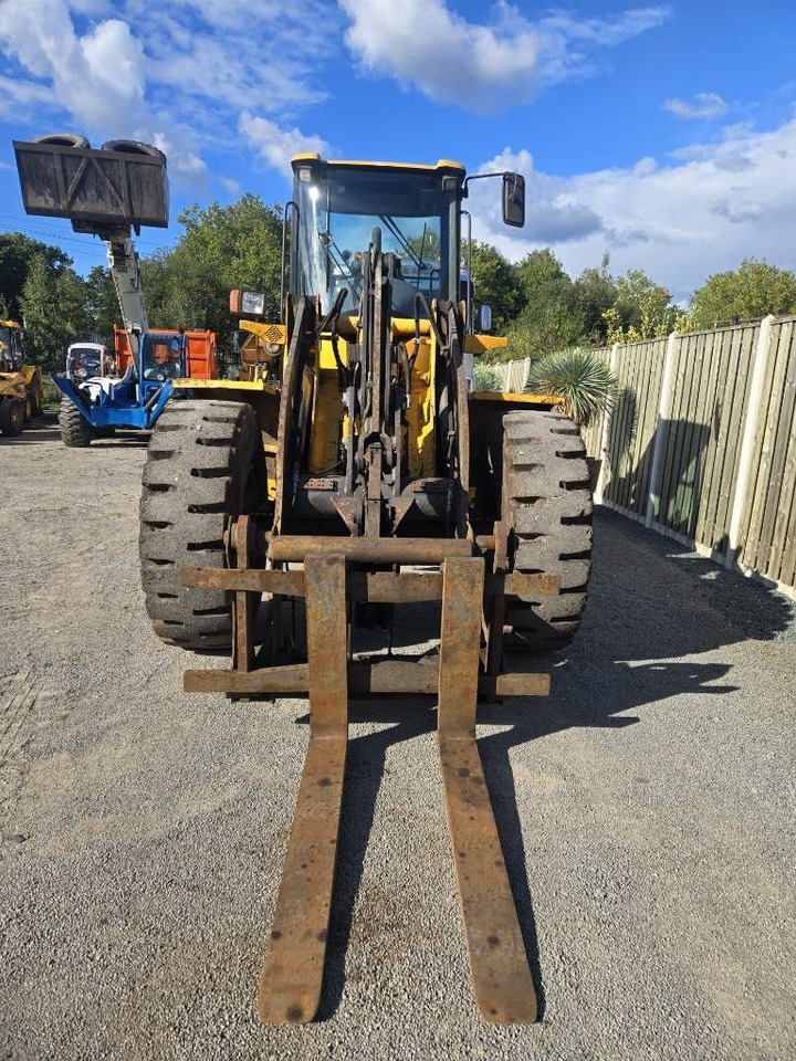 Volvo L 40 B TP - Máy xúc lật bánh lốp: hình 3 Volvo L 40 B TP - Máy xúc lật bánh lốp: hình 3