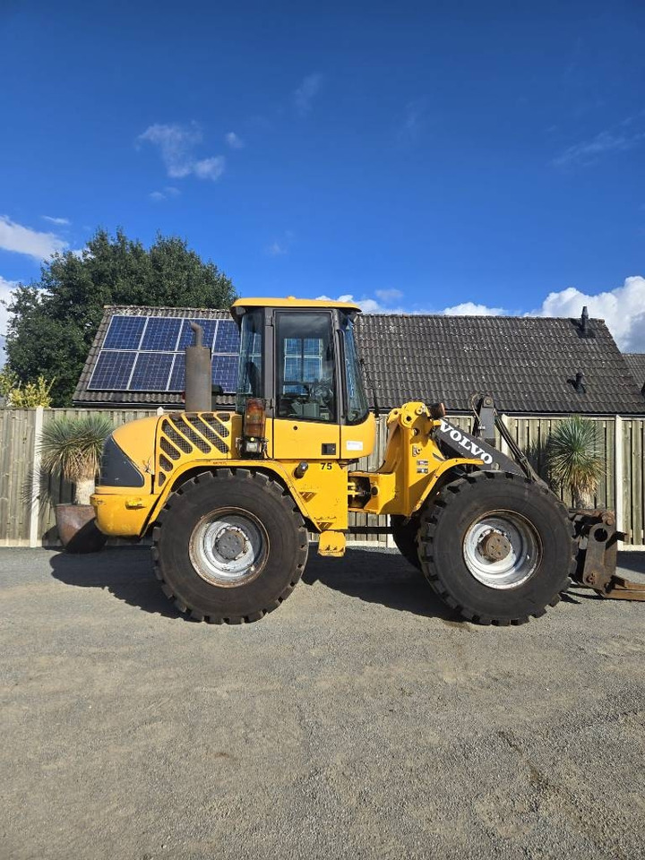 Volvo L 40 B TP - Máy xúc lật bánh lốp: hình 1 Volvo L 40 B TP - Máy xúc lật bánh lốp: hình 1