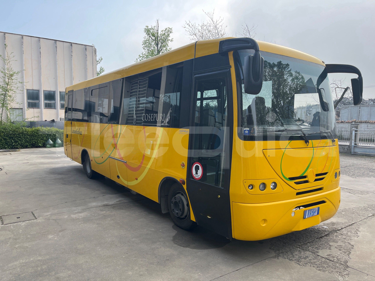 Iveco 100/E4 - Xe buýt trường học: hình 1 Iveco 100/E4 - Xe buýt trường học: hình 1