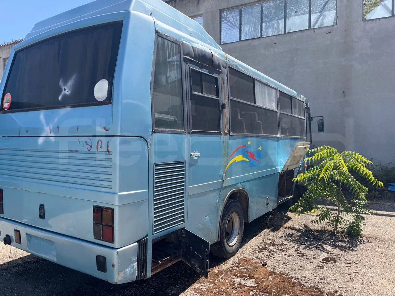 Iveco 315.8.17 - Menarini - Xe đò: hình 5 Iveco 315.8.17 - Menarini - Xe đò: hình 5