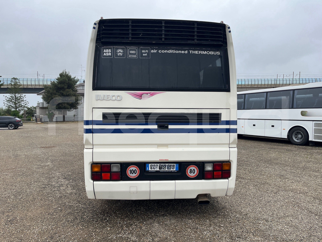 Iveco 380 - Xe đò: hình 5 Iveco 380 - Xe đò: hình 5
