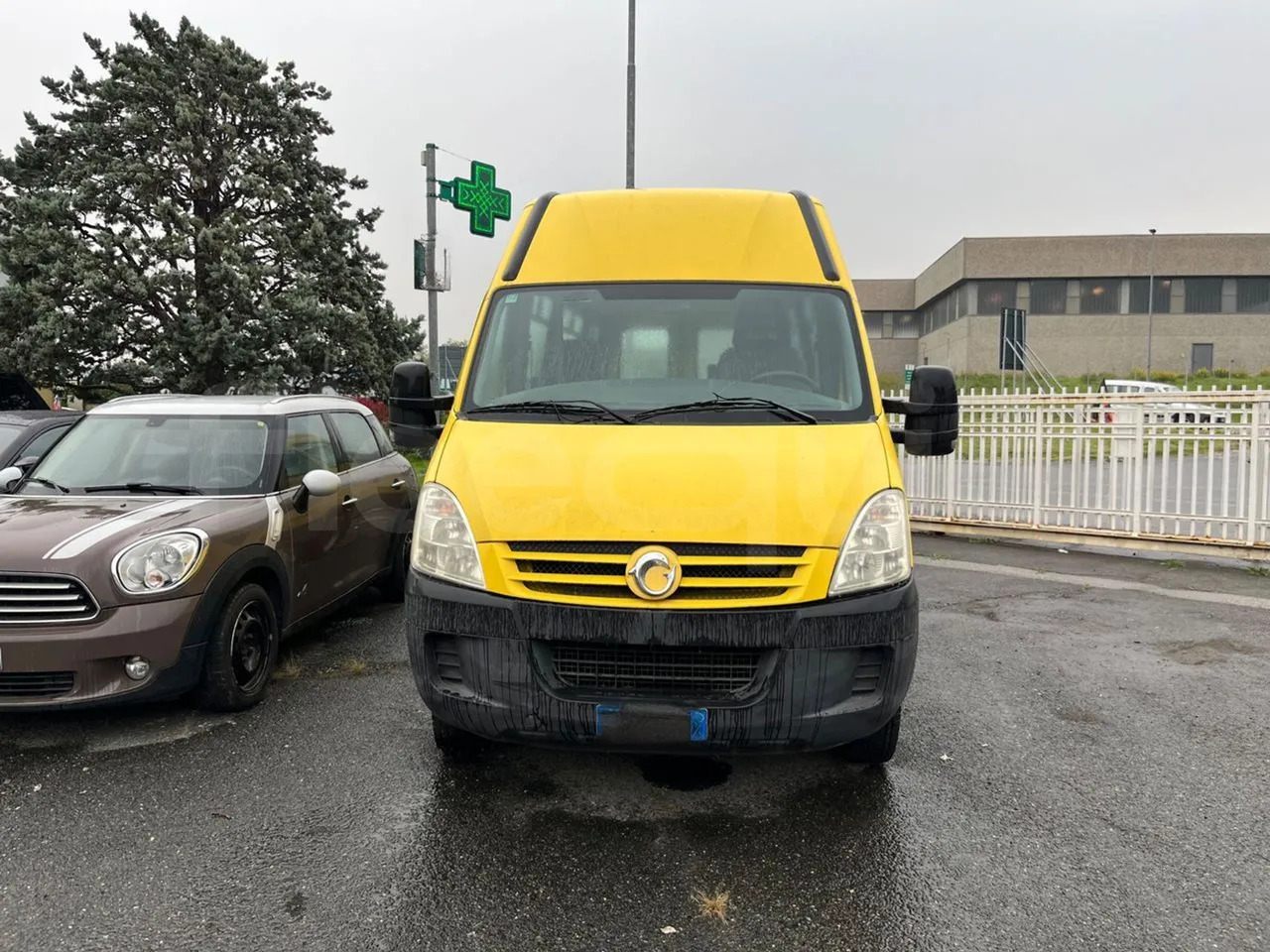 Iveco A50 - Xe bus mini, Xe van chở khách: hình 2 Iveco A50 - Xe bus mini, Xe van chở khách: hình 2