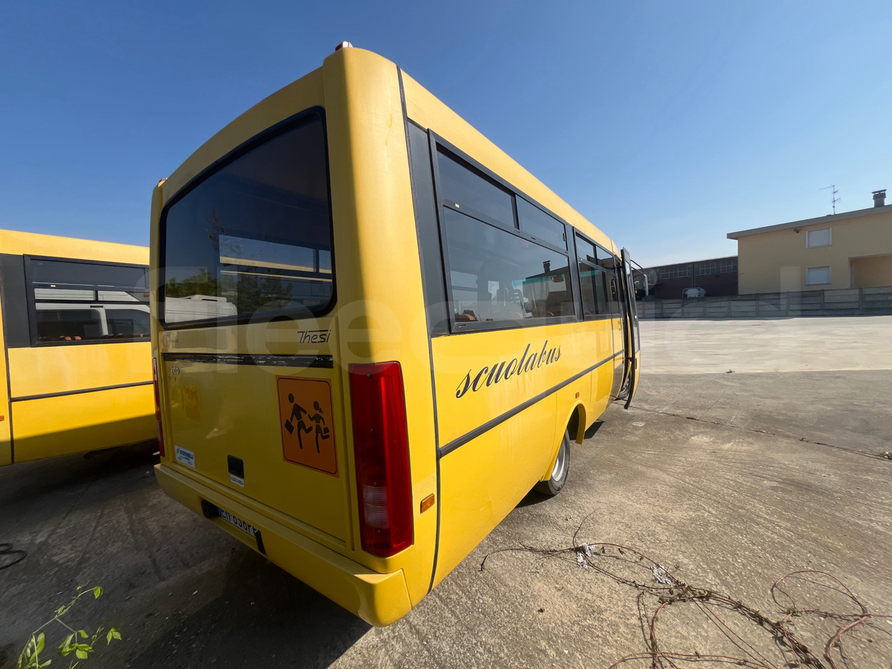 Xe buýt trường học Iveco Cacciamali: hình 11