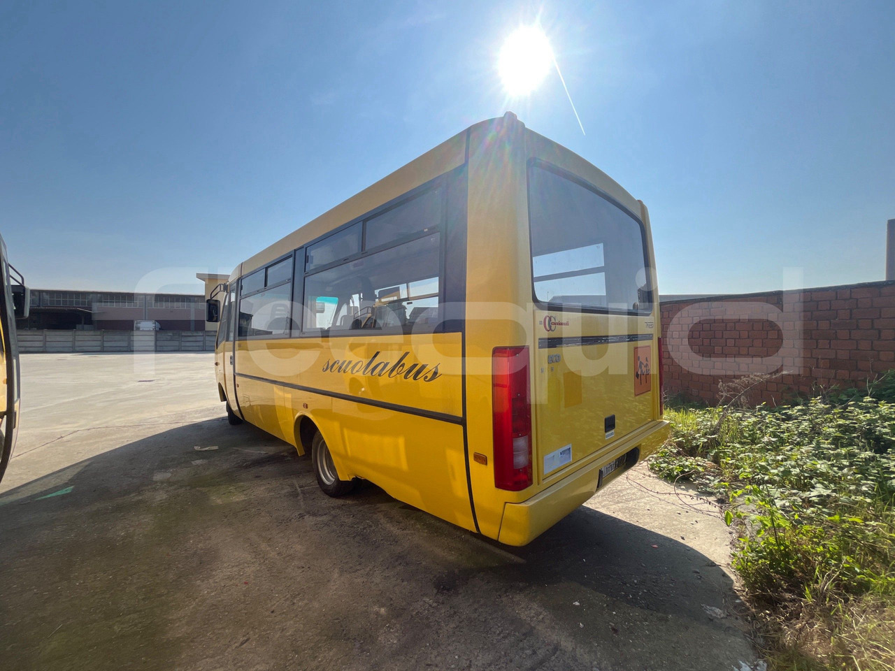 Xe buýt trường học Iveco Cacciamali: hình 10
