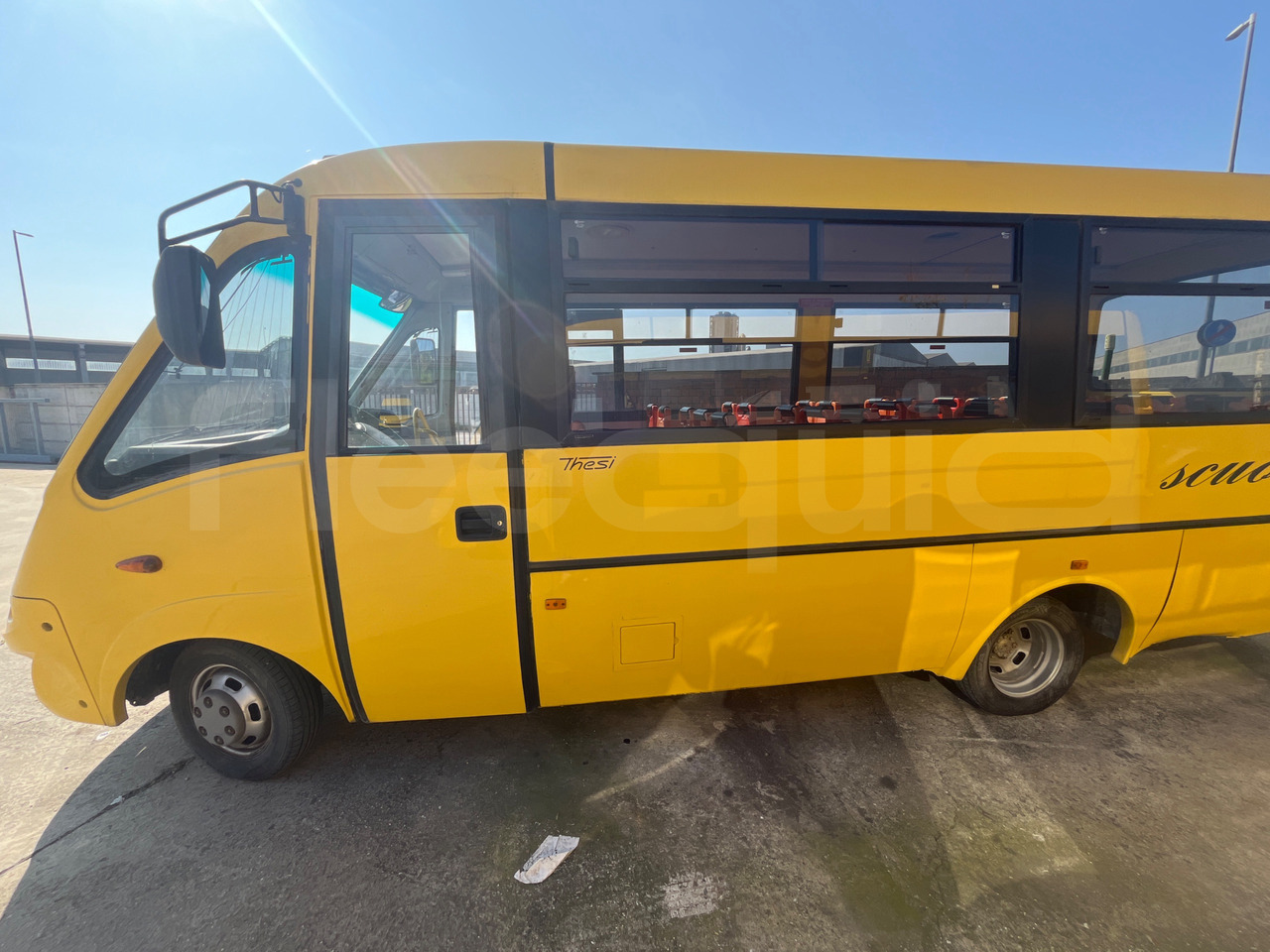 Xe buýt trường học Iveco Cacciamali: hình 6