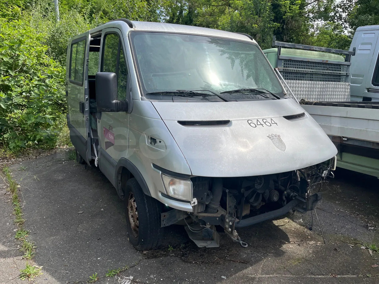 Iveco Daily - Xe bus mini, Xe van chở khách: hình 2 Iveco Daily - Xe bus mini, Xe van chở khách: hình 2