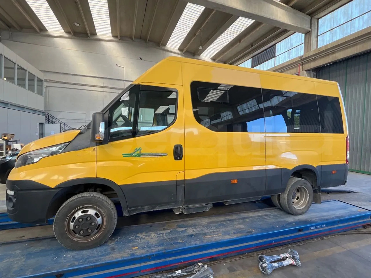 Iveco Daily - Xe buýt trường học: hình 5 Iveco Daily - Xe buýt trường học: hình 5