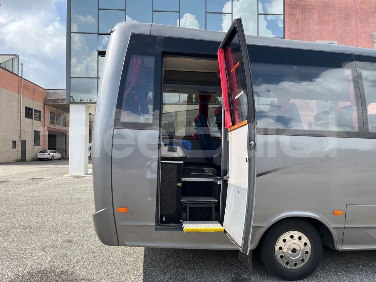 Xe đò Iveco Daily: hình 14 Xe đò Iveco Daily: hình 14