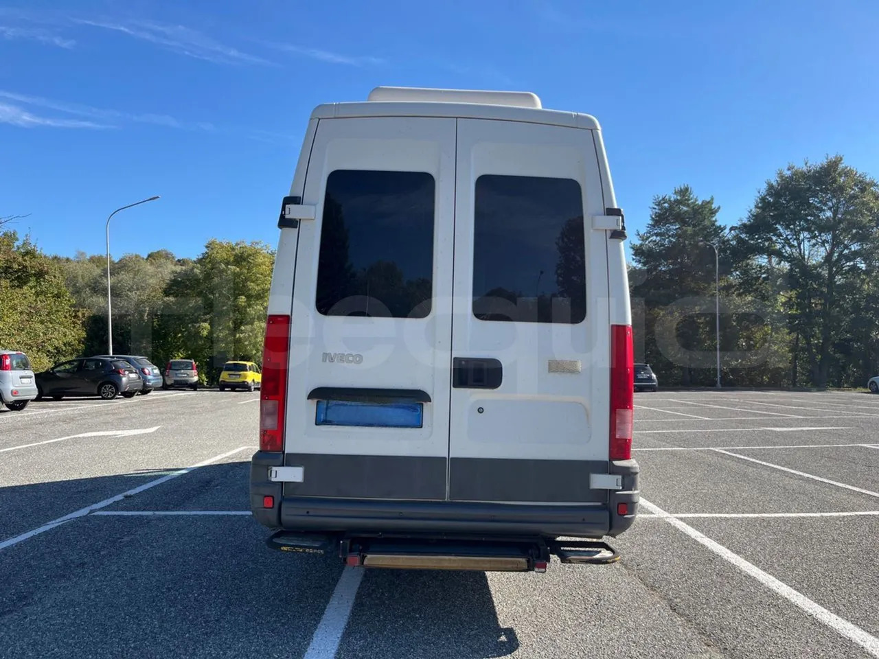 Iveco Daily - Xe bus mini, Xe van chở khách: hình 5 Iveco Daily - Xe bus mini, Xe van chở khách: hình 5