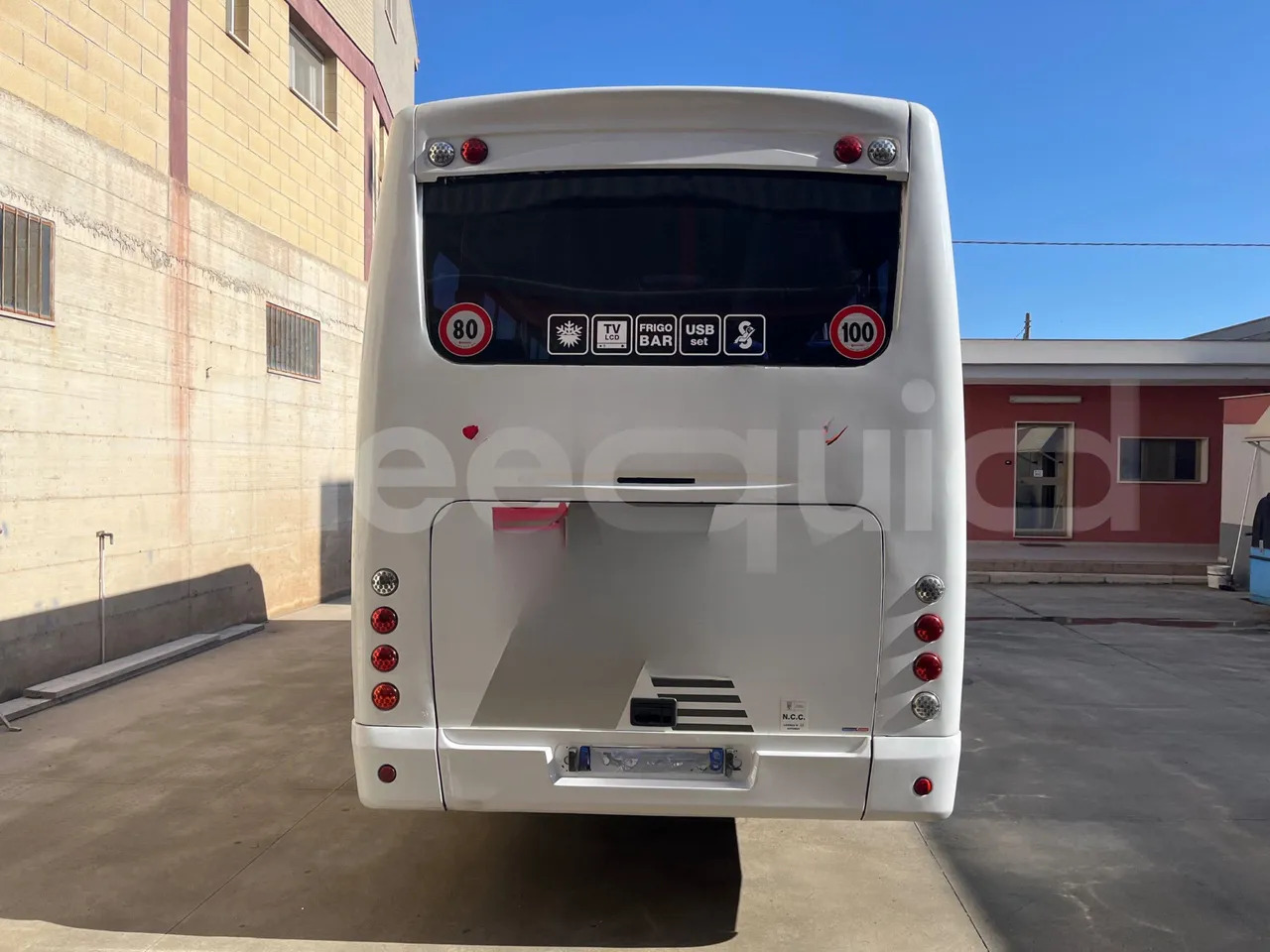 Iveco E24 - Xe đò: hình 5 Iveco E24 - Xe đò: hình 5