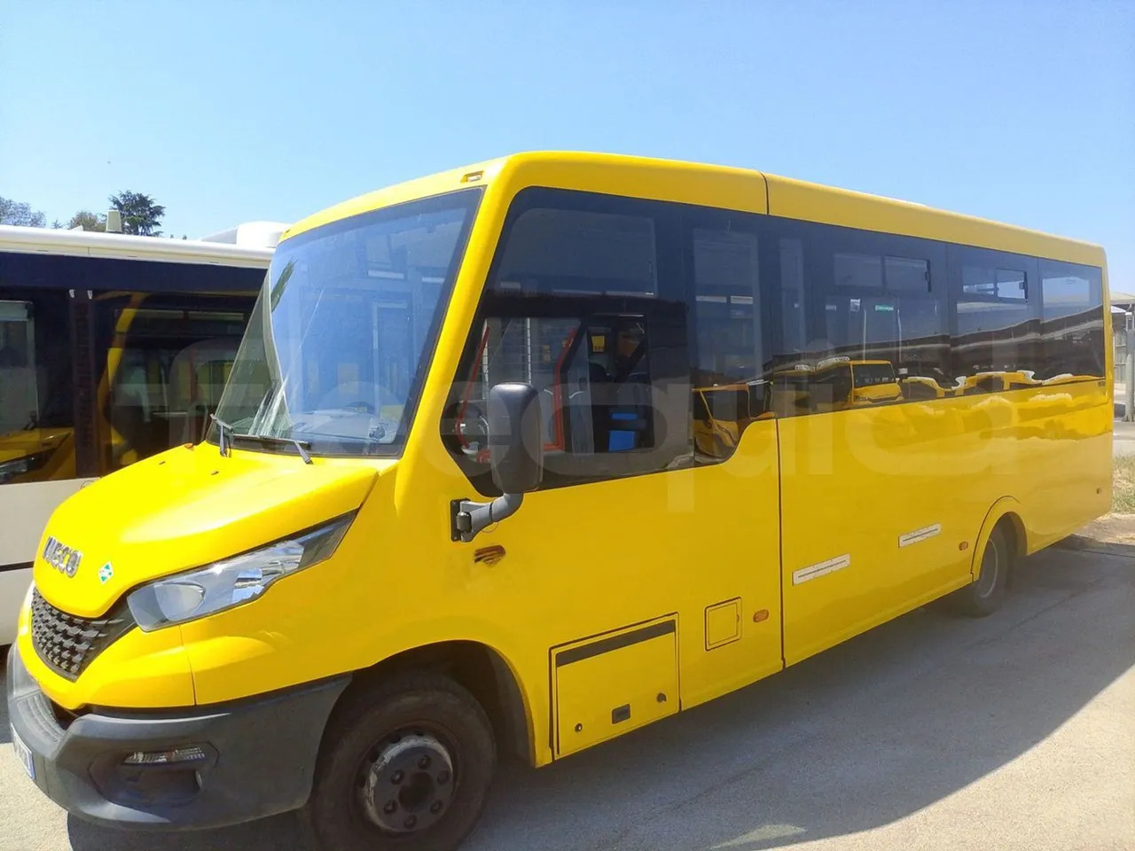 Iveco Indcar - Xe buýt trường học: hình 4 Iveco Indcar - Xe buýt trường học: hình 4