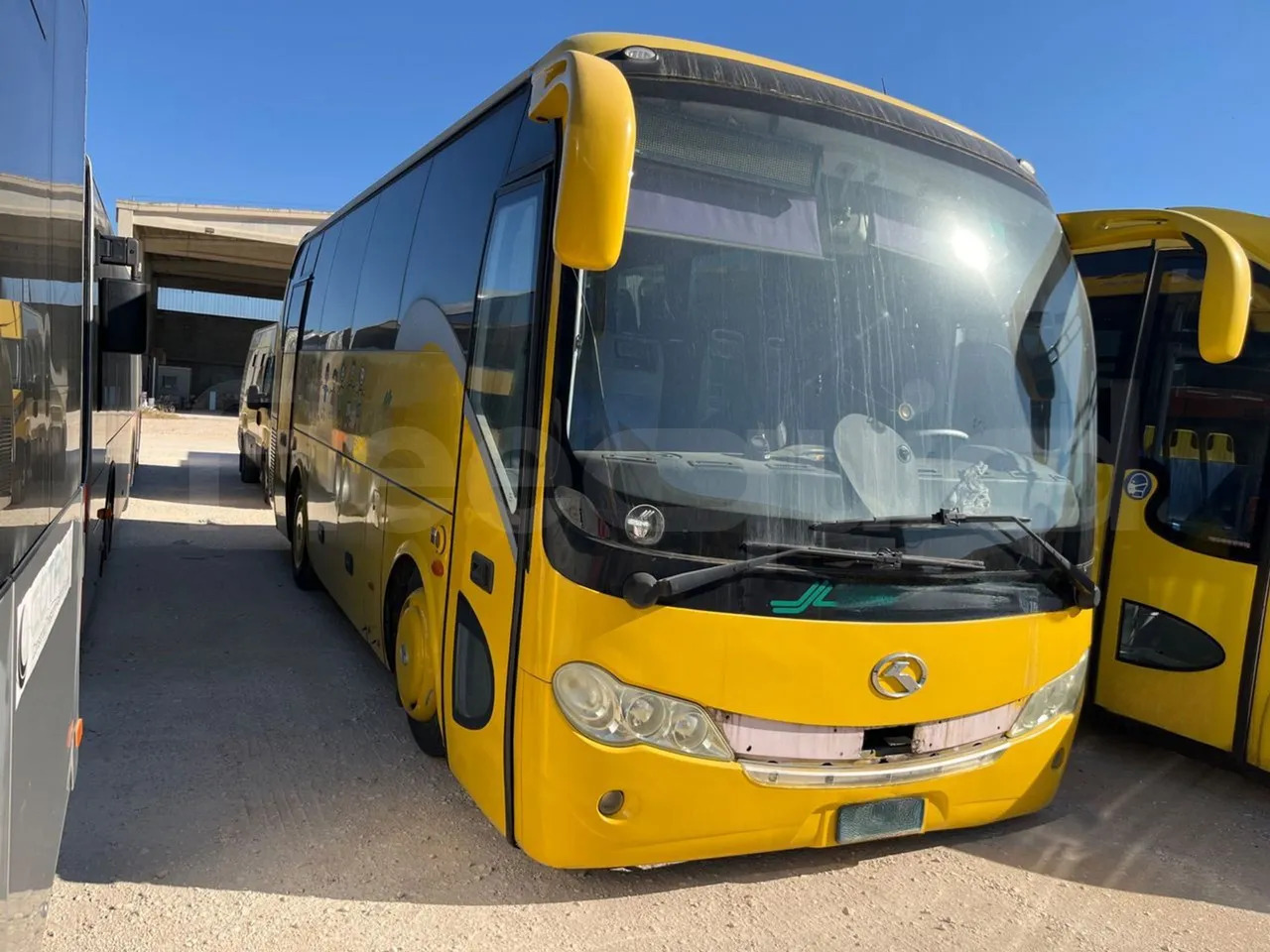 King Long XMQ6800 - Xe đò: hình 1 King Long XMQ6800 - Xe đò: hình 1