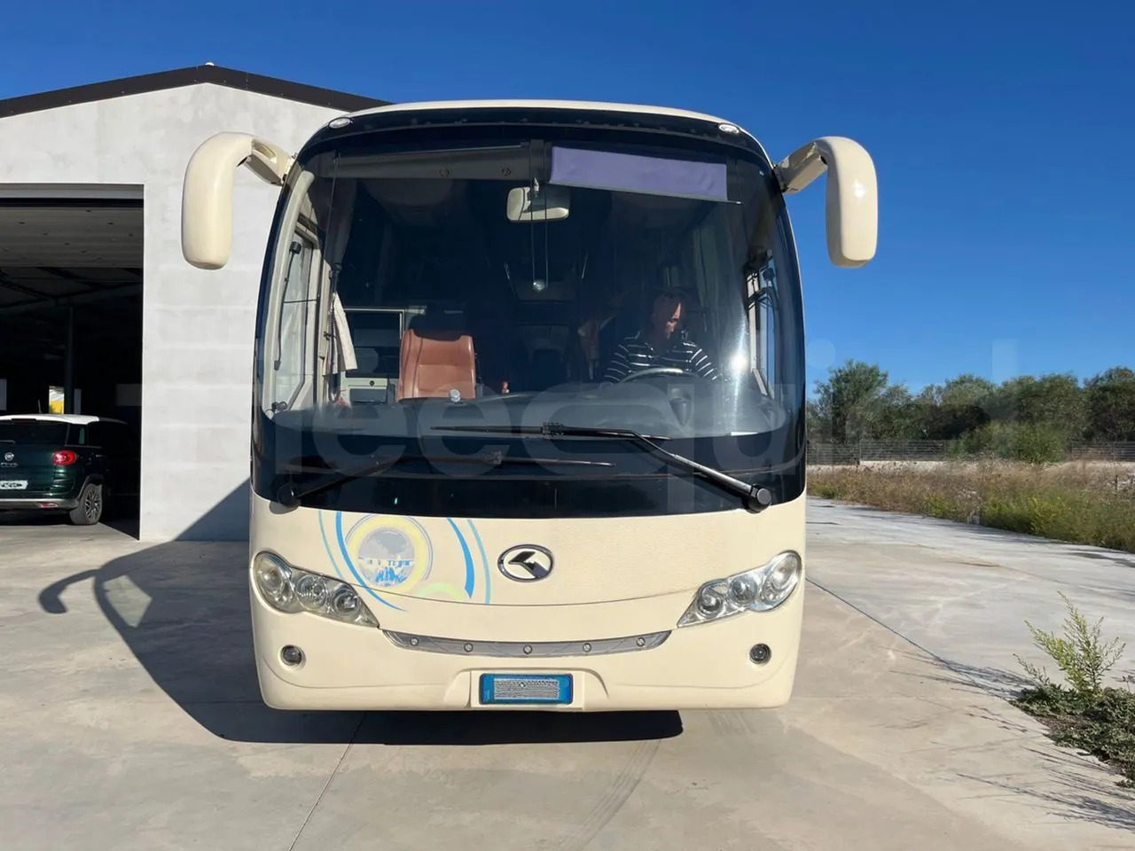 King Long XMQ6900 - Xe đò: hình 2 King Long XMQ6900 - Xe đò: hình 2