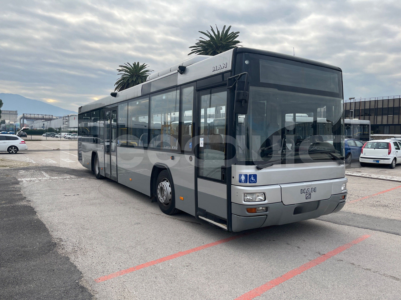 Man Lion's Classic - Xe bus đô thị: hình 1 Man Lion's Classic - Xe bus đô thị: hình 1