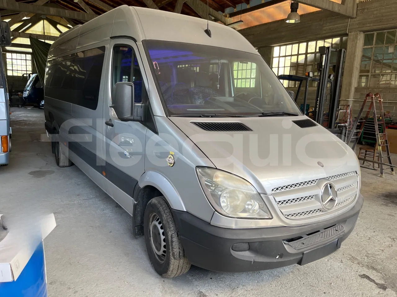 Mercedes-Benz Evobus 0315U - Xe bus mini, Xe van chở khách: hình 4 Mercedes-Benz Evobus 0315U - Xe bus mini, Xe van chở khách: hình 4