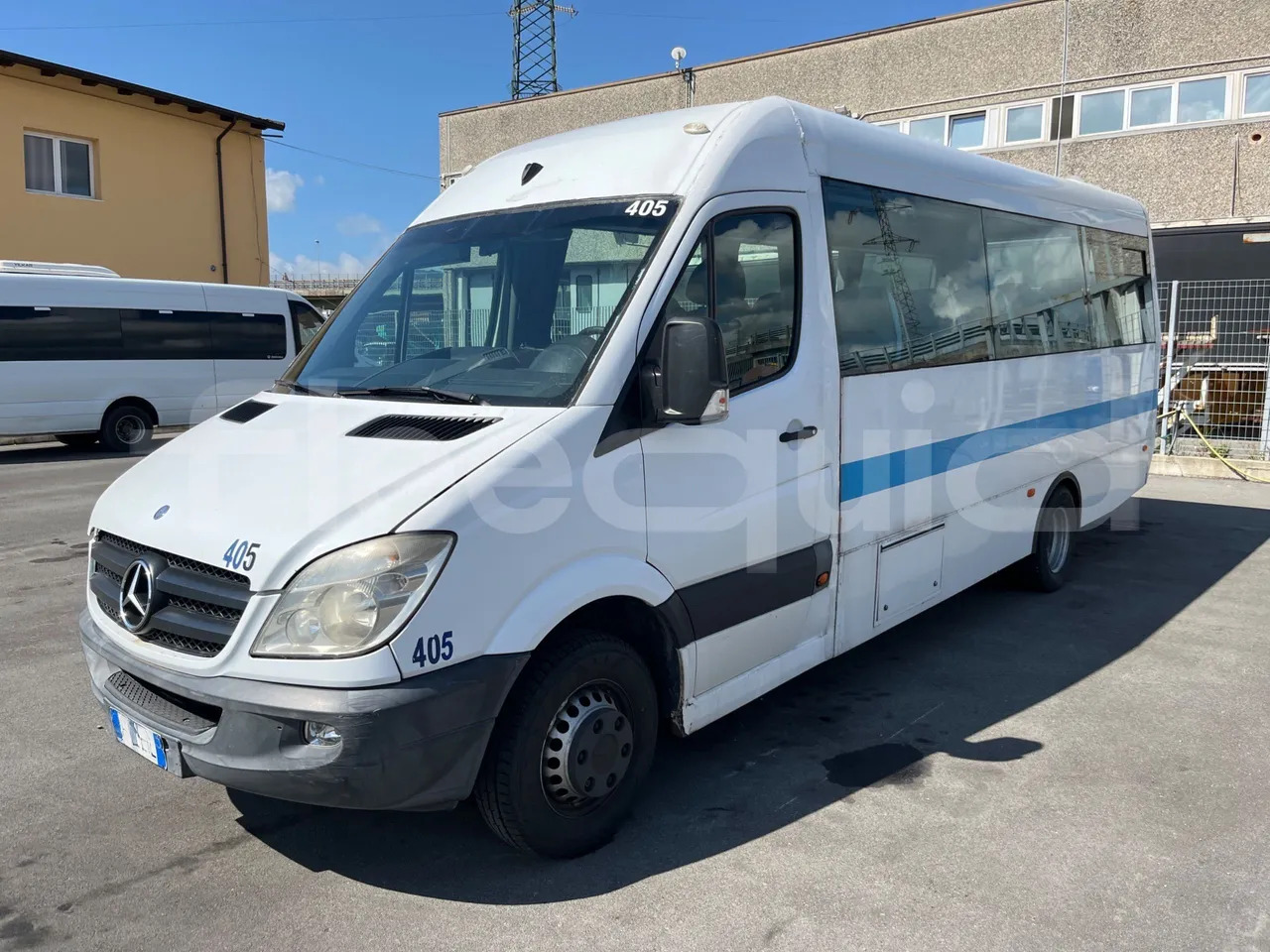 Mercedes-Benz Sprinter - Xe bus mini, Xe van chở khách: hình 4 Mercedes-Benz Sprinter - Xe bus mini, Xe van chở khách: hình 4