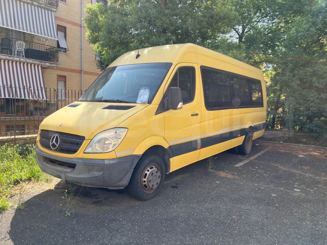Mercedes-Benz Sprinter - Xe buýt trường học: hình 4 Mercedes-Benz Sprinter - Xe buýt trường học: hình 4