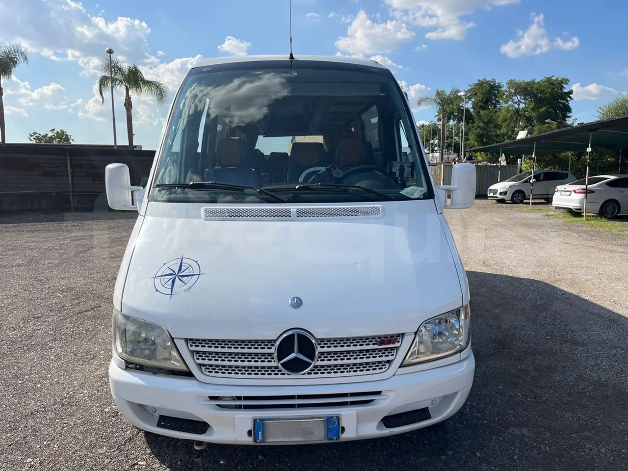 Mercedes-Benz Sprinter - Xe bus mini, Xe van chở khách: hình 2 Mercedes-Benz Sprinter - Xe bus mini, Xe van chở khách: hình 2
