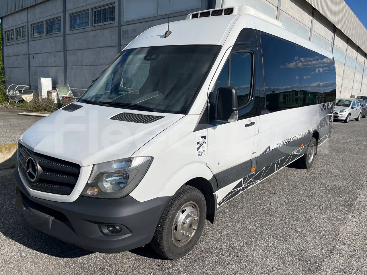 Mercedes-Benz Sprinter - Xe bus mini, Xe van chở khách: hình 4 Mercedes-Benz Sprinter - Xe bus mini, Xe van chở khách: hình 4