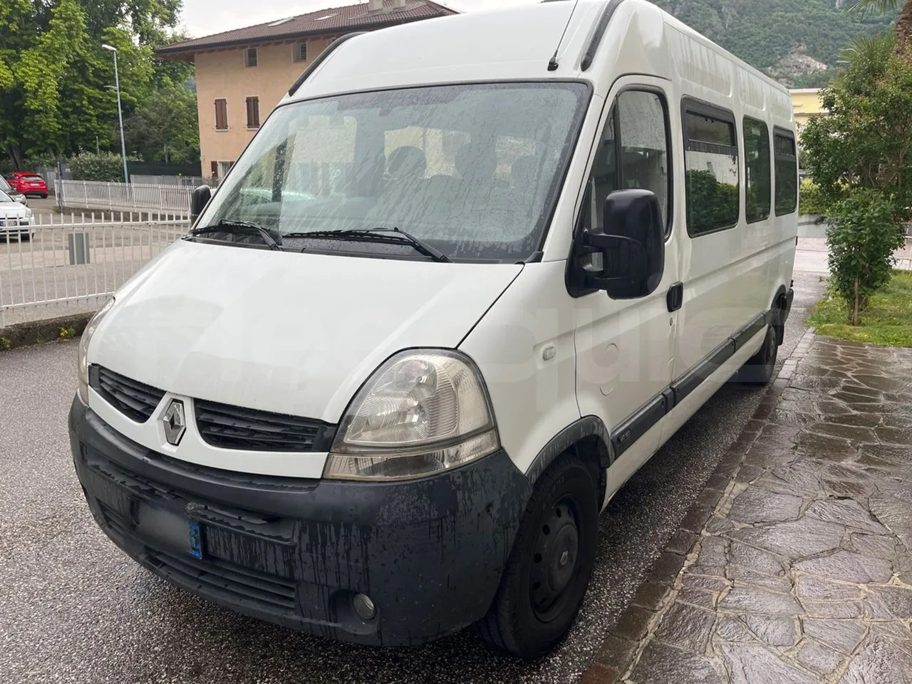 Renault Master - Xe bus mini, Xe van chở khách: hình 4 Renault Master - Xe bus mini, Xe van chở khách: hình 4