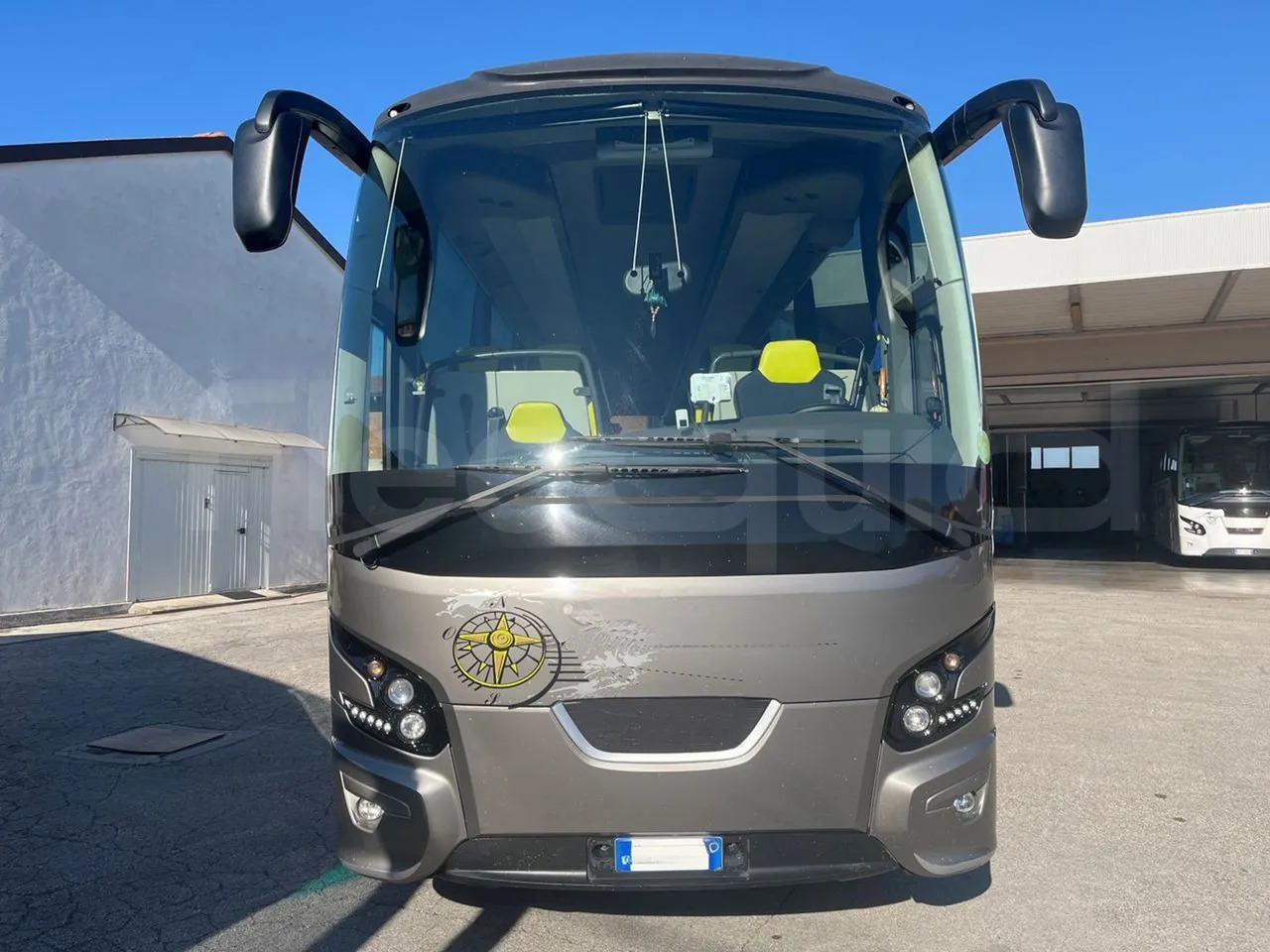 Vdl FUTURA FHD2 - Xe đò: hình 2 Vdl FUTURA FHD2 - Xe đò: hình 2