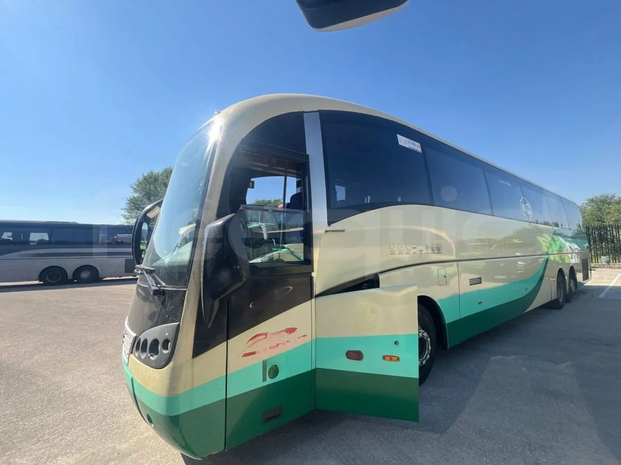 Volvo B12B - Xe đò: hình 3 Volvo B12B - Xe đò: hình 3