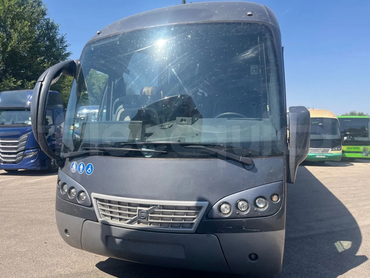 Volvo B12B - Xe đò: hình 2 Volvo B12B - Xe đò: hình 2