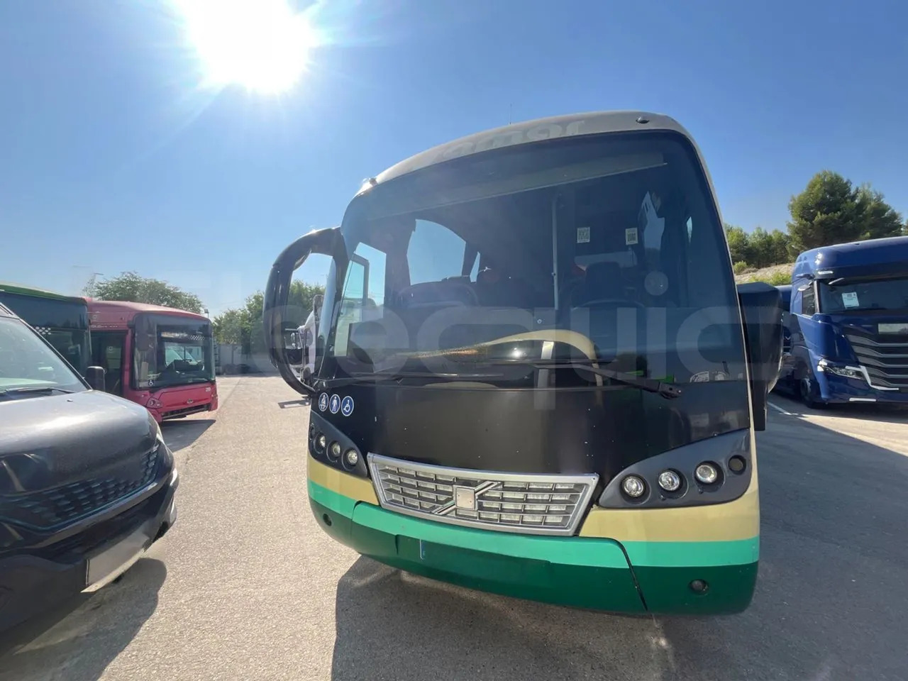 Volvo B12B - Xe đò: hình 1 Volvo B12B - Xe đò: hình 1