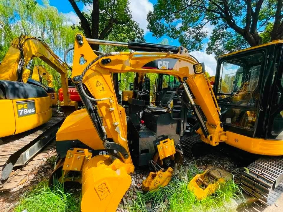 CAT 303C CR - Máy xúc mini: hình 5 CAT 303C CR - Máy xúc mini: hình 5