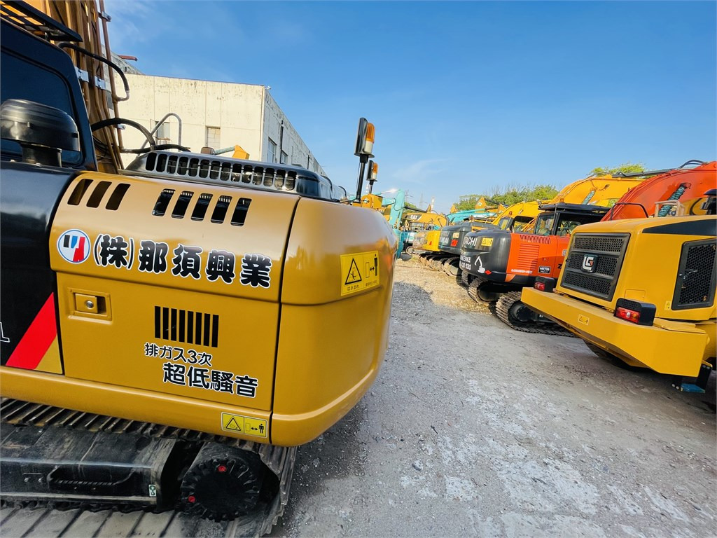 Máy xúc CAT 320D2 L: hình 6