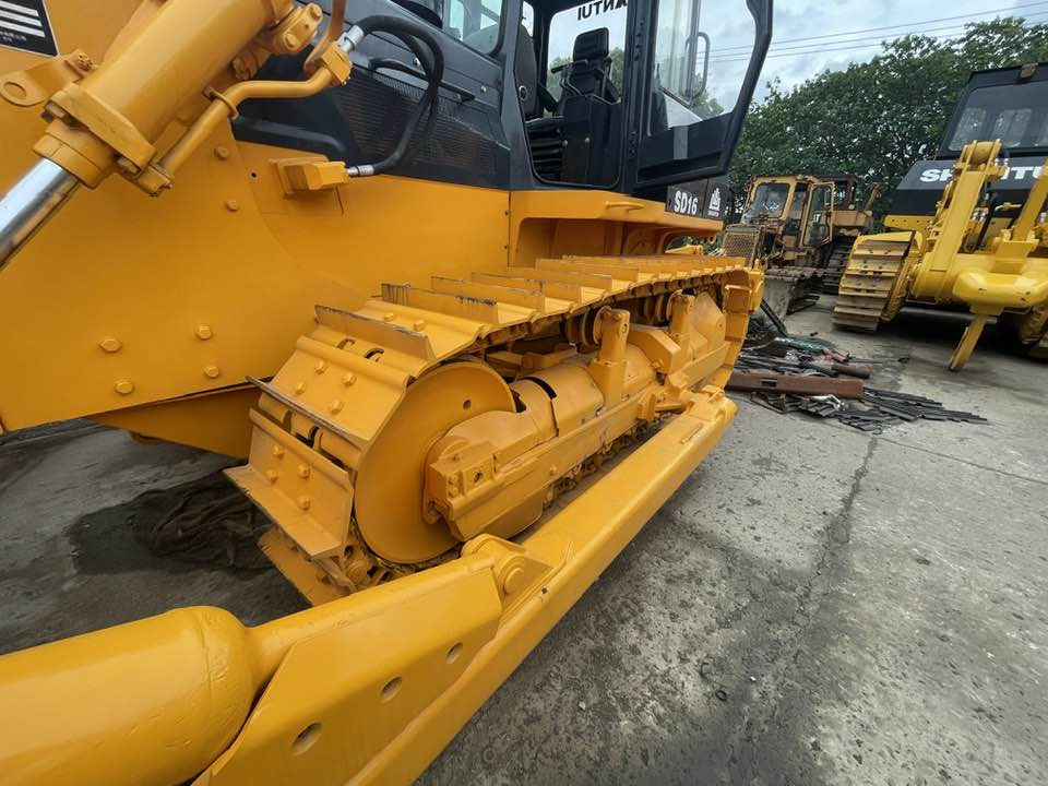 Caterpillar SD13 - Máy ủi: hình 5 Caterpillar SD13 - Máy ủi: hình 5