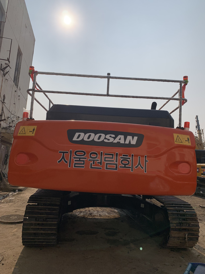 DOOSAN DX340LC - Máy xúc bánh lốp: hình 5 DOOSAN DX340LC - Máy xúc bánh lốp: hình 5