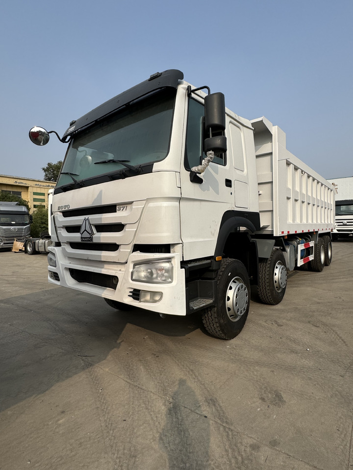 HOWO 8x4 - Xe ben đổ: hình 1 HOWO 8x4 - Xe ben đổ: hình 1