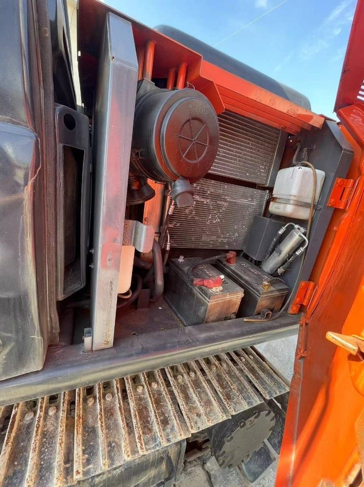 Hitachi ZX 120 - Máy xúc bánh xích: hình 5 Hitachi ZX 120 - Máy xúc bánh xích: hình 5