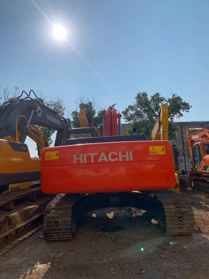 Hitachi Zaxis 240 - Máy xúc bánh xích: hình 4 Hitachi Zaxis 240 - Máy xúc bánh xích: hình 4