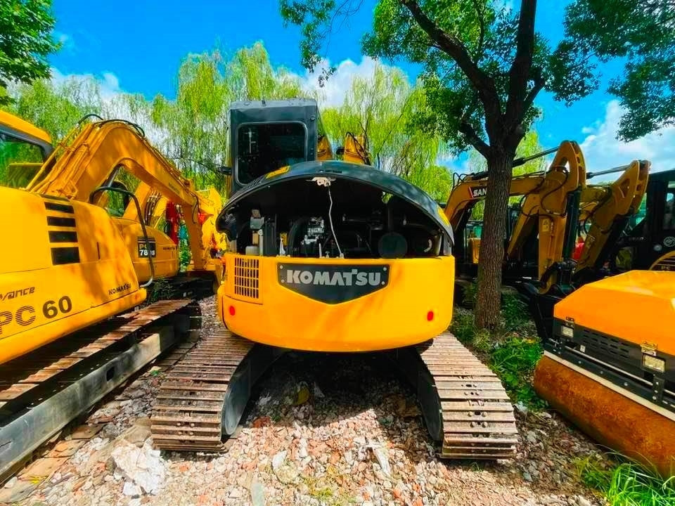 Komatsu PC78US-11 - Máy xúc mini: hình 5 Komatsu PC78US-11 - Máy xúc mini: hình 5