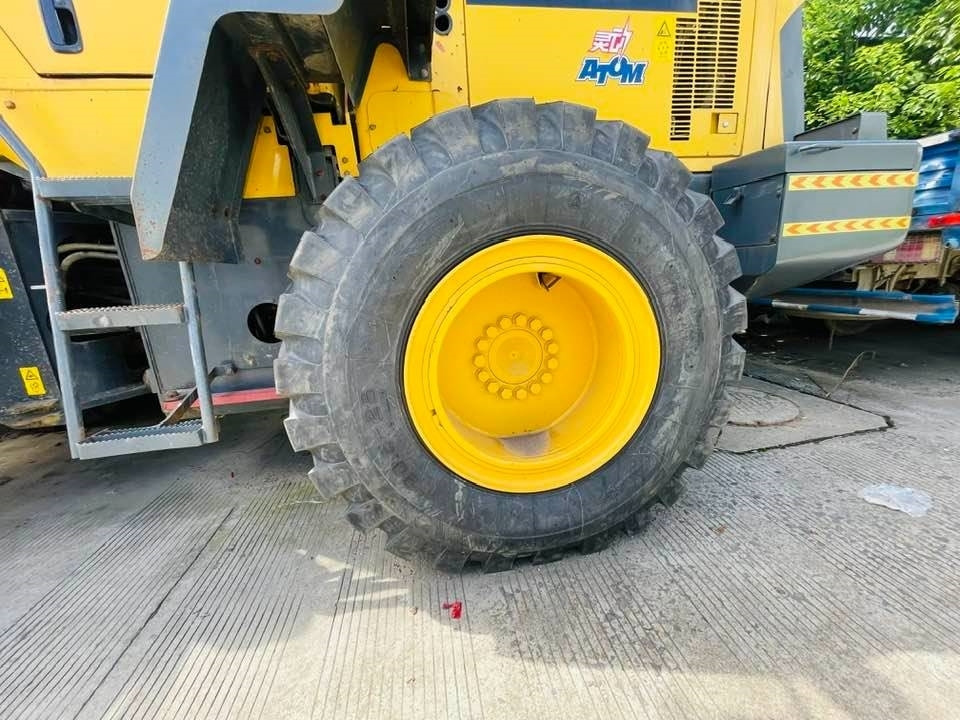 Komatsu wa 320 - Máy xúc lật bánh lốp: hình 2 Komatsu wa 320 - Máy xúc lật bánh lốp: hình 2