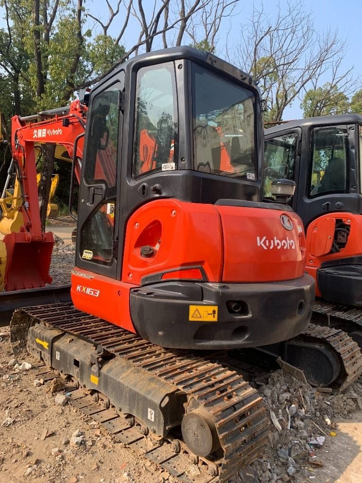 Kubota KX 163-5 - Máy xúc bánh xích: hình 3 Kubota KX 163-5 - Máy xúc bánh xích: hình 3