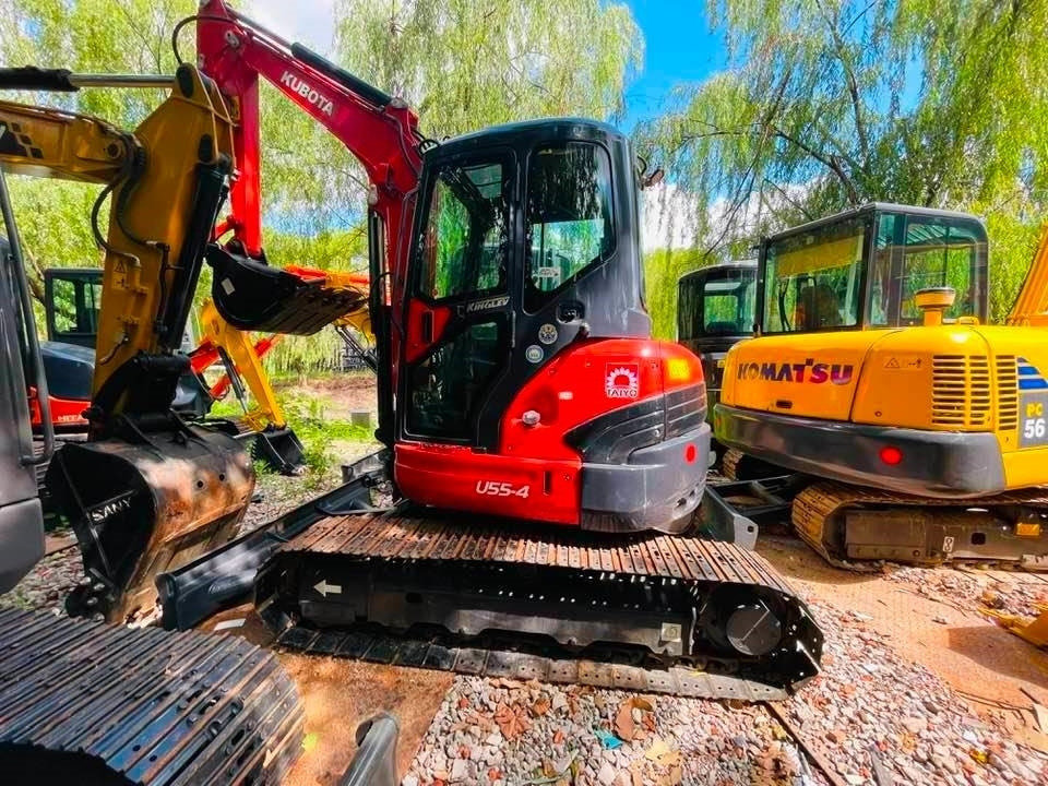 Kubota U55-4 - Máy xúc mini: hình 1 Kubota U55-4 - Máy xúc mini: hình 1