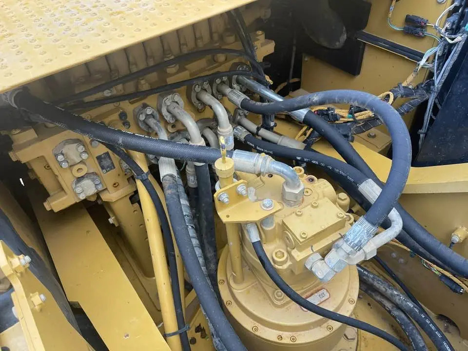 CATERPILLAR 330 gc - Máy móc xây dựng: hình 4 CATERPILLAR 330 gc - Máy móc xây dựng: hình 4