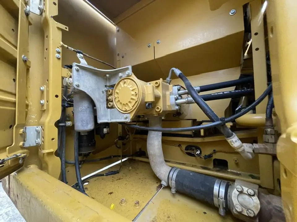 CATERPILLAR 330 gc - Máy móc xây dựng: hình 2 CATERPILLAR 330 gc - Máy móc xây dựng: hình 2