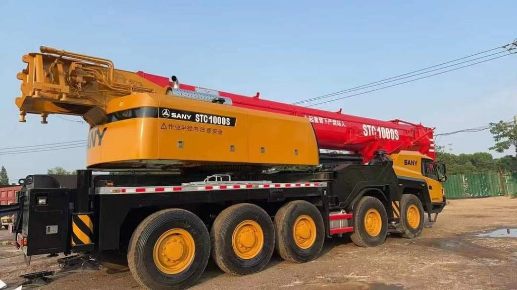 Sany STC 1000 S - Cần cẩu mọi địa hình: hình 4 Sany STC 1000 S - Cần cẩu mọi địa hình: hình 4