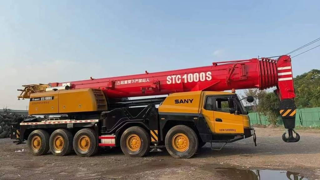 Sany STC 1000 S - Cần cẩu mọi địa hình: hình 1 Sany STC 1000 S - Cần cẩu mọi địa hình: hình 1