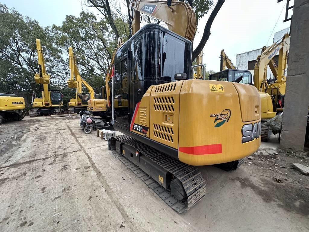 Sany SY 75 C pro - Máy xúc bánh xích: hình 4 Sany SY 75 C pro - Máy xúc bánh xích: hình 4