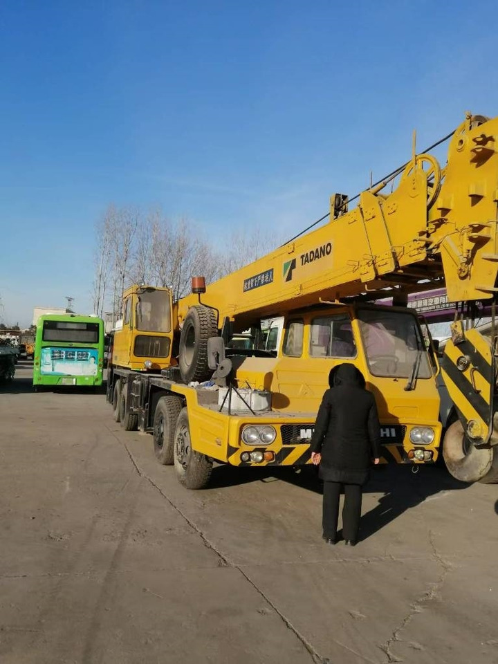 TADANO TL 300 E - Cần cẩu: hình 1 TADANO TL 300 E - Cần cẩu: hình 1