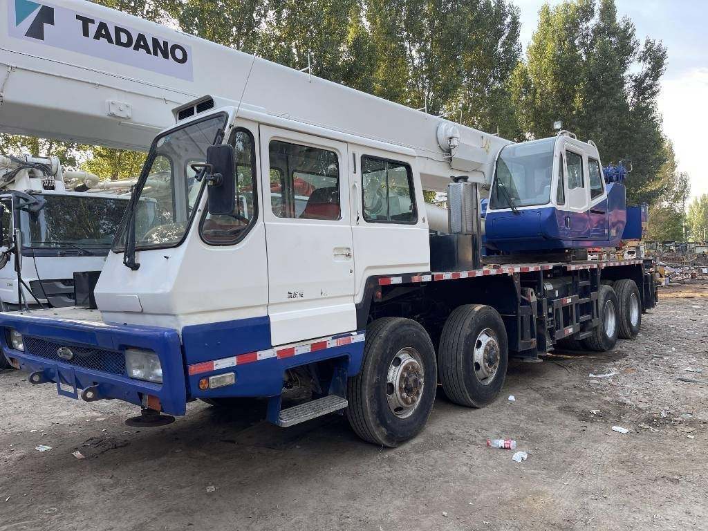 Tadano GT550 - Cần cẩu mọi địa hình: hình 2 Tadano GT550 - Cần cẩu mọi địa hình: hình 2