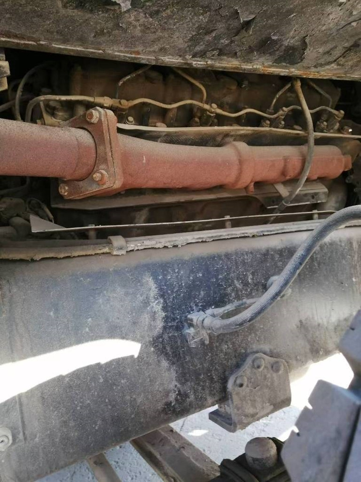 Tadano TL 300 E - Cẩu bánh lốp: hình 2 Tadano TL 300 E - Cẩu bánh lốp: hình 2