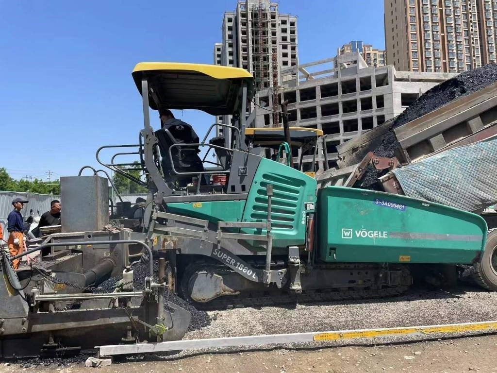Vögele Super 1880L  - Máy lát nhựa đường: hình 1 Vögele Super 1880L  - Máy lát nhựa đường: hình 1