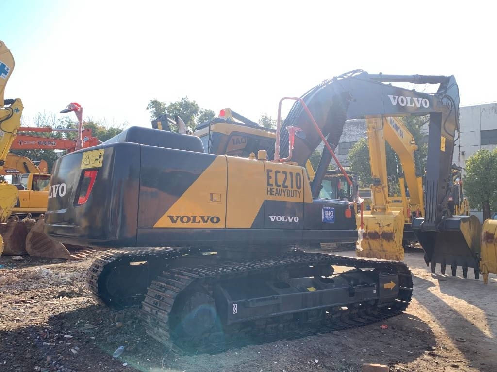 Volvo EC 210 - Máy xúc bánh xích: hình 3 Volvo EC 210 - Máy xúc bánh xích: hình 3